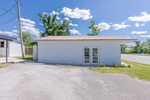 2487 3 Ave, Alford FL  32420-6847 exterior