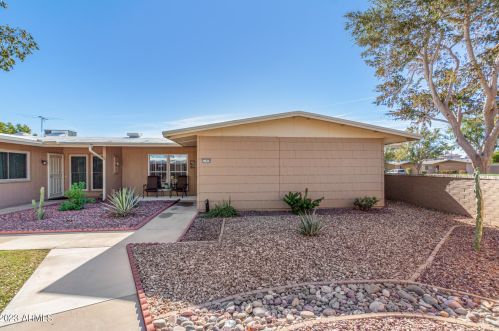 17419 99th Dr, Sun City, AZ 85373-1681