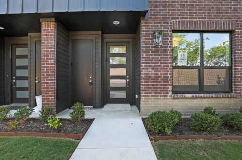 1737 Cantey St, Fort Worth, TX 76110-2946