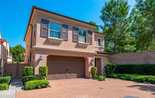 27 Oakfield, Irvine, CA 92620-2147