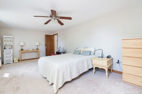 73 Notch Rd, Manchester CT  06043-7421 exterior