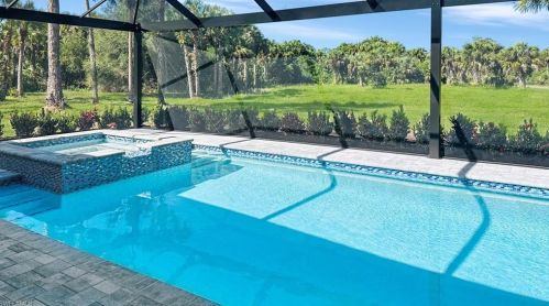 835 11th St, Naples FL  34117-2286 exterior