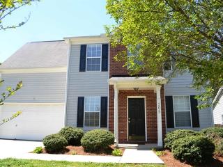208 Morell Dr, Simpsonville SC  29681-4678 exterior
