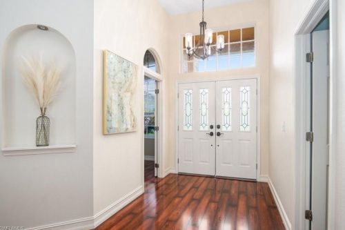 7566 Citrus Hill Ln, Naples FL  34109-0600 exterior