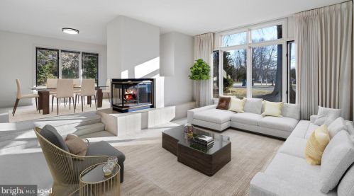 12015 Walnut Branch Rd, Herndon VA  20194-5616 exterior