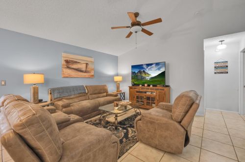 3197 Esperanto St, Fort Pierce FL  34953-4502 exterior