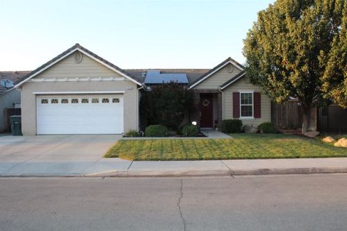 7418 Redlands Ave, Fresno CA  93737-9252 exterior