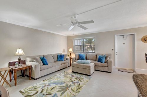 357 Brittany H, Delray Beach FL  33446-1124 exterior