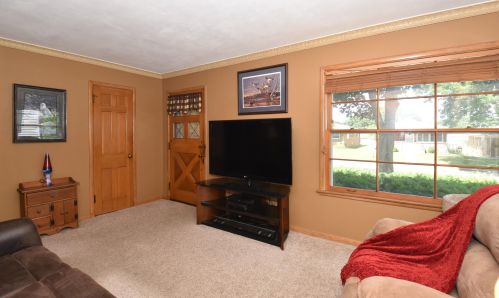 1316 101, Milwaukee WI 53214-3902 exterior