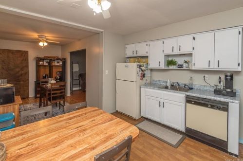 40 Scott Dr, Middletown NY  10941-1133 exterior