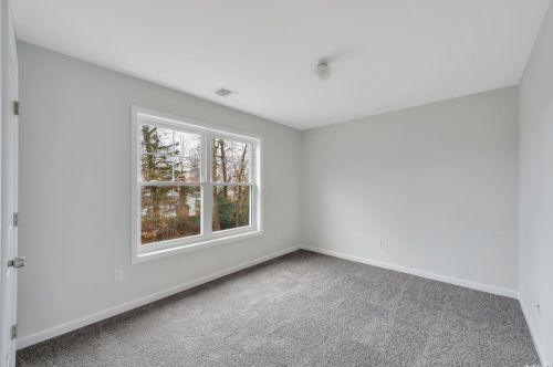 594 Canal Rd, Mount Sinai NY  11766-3307 exterior