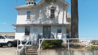 824 3rd Ave, Cedar Rapids IA  52404-8500 exterior