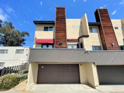 4286 Kendall St, San Diego, CA 92109-5482