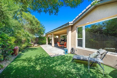 81160 Victoria Ln, La Quinta CA  92253-9351 exterior