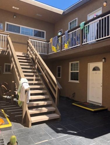 1216 Balboa Blvd, Newport Beach CA  92661-1420 exterior