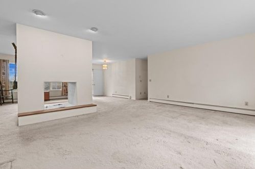 175 Woodville Alton Rd, Richmond RI  02832-2421 exterior