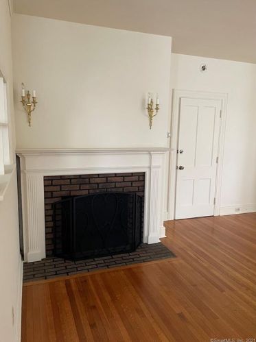 45 Pine St, Waterbury CT  06710-2150 exterior