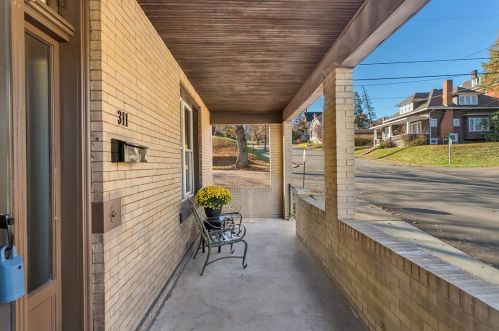 311 Meade St, Monongahela, PA 15063-2731