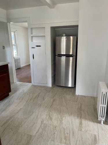 32 Bedford St, Wheatley Heights NY  11798-3904 exterior