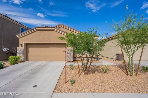 3312 Dales Crossing Dr, Tucson, AZ 85745-1254