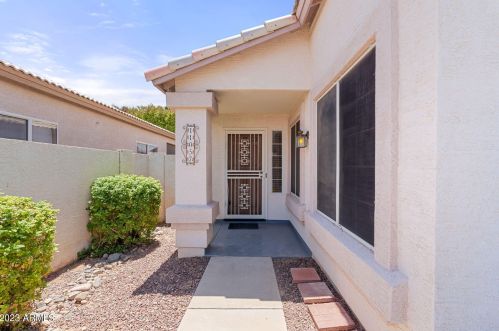 11057 Tonto Ln, Sun City, AZ 85373-3350