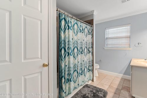 240 Sunnybrook Rd, Jackson Twp NJ  08527-4615 exterior