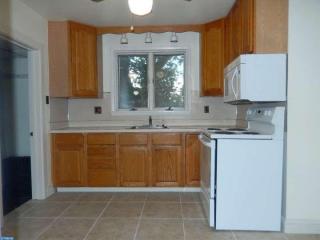 138 Long Rd, Norristown, PA 19406-3030