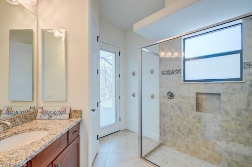 5240 20 Ave, Cape Coral FL  33990-4815 exterior