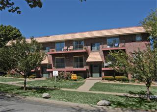 5004 Davenport St, Omaha NE  68132-2960 exterior