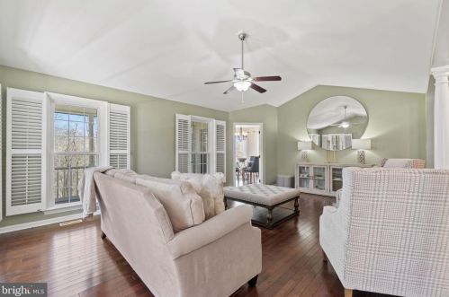 25 Countryside Dr, Fredericksburg VA  22406-4142 exterior