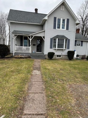 31 Pond St, East Windsor, CT 06016-9648