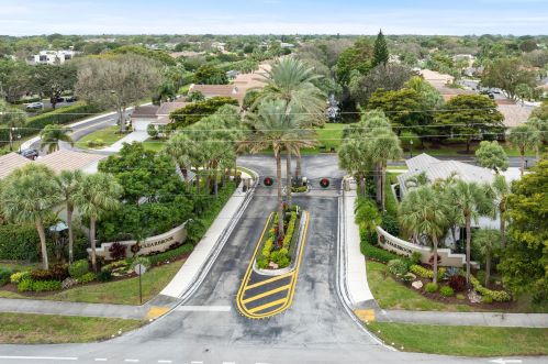 705 Clearbrook Park Cir, Delray Beach, FL 33445-8747