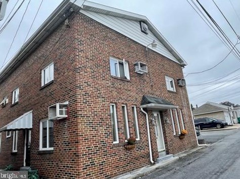 107 Granada Ave, Swatara, PA 17033-1574