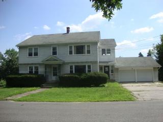 243 Wilson St, Waterbury, CT 06708-3426