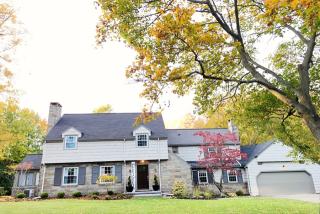 24 Cricket Hill Dr, Pittsford, NY 14534-2134
