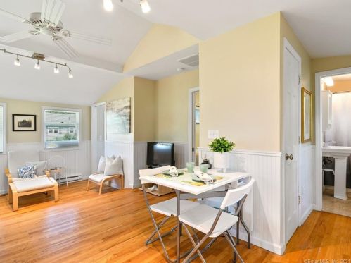 2 Noyes Rd, Lyme CT  06371-1636 exterior