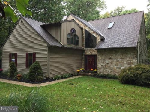 6551 Ridge Ln, Longlevel, PA 17368-9396