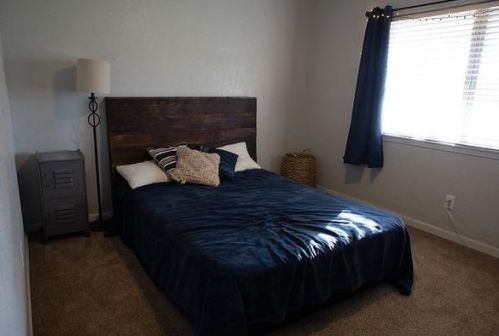 7851 Chardonnay Pl, Valley Springs CA  95252-8817 exterior