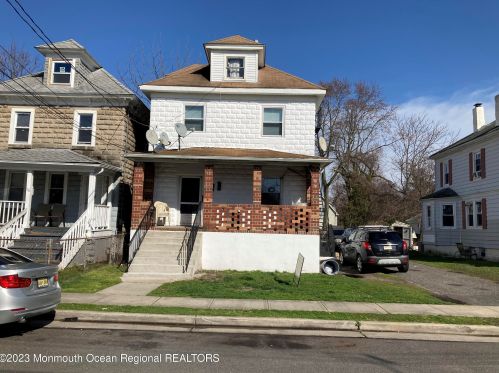 22 Dewitt Ave, Tinton Falls, NJ 07712-6719