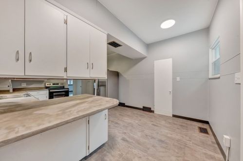 328 Moody Ave, New Castle PA  16105-2487 exterior