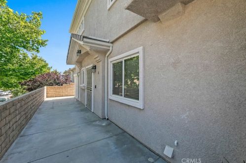 29009 Oak Spring Canyon Rd, Santa Clarita, CA 91387-2101