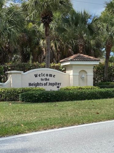 6347 Mullin St, Jupiter, FL 33458-6677