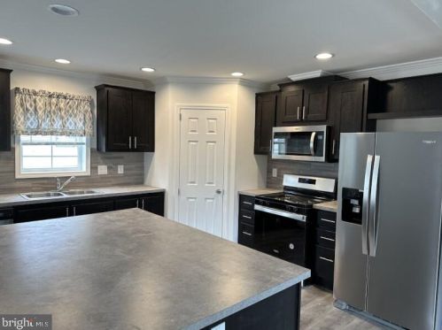 1 Heather Dr, Carlisle PA  17013-9629 exterior
