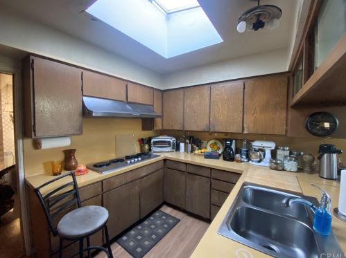 8262 Niland Way, Garden Grove, CA 92844-1735
