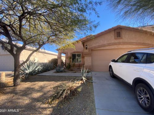 963 Gold Dust Way, San Tan Valley, AZ 85143-5090