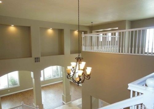 17523 7 Spg Way, Riverside CA 92504-9452 exterior