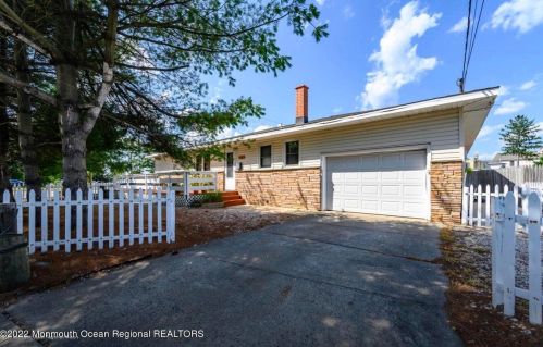 1727 River Rd, Belmar NJ  07719-3437 exterior