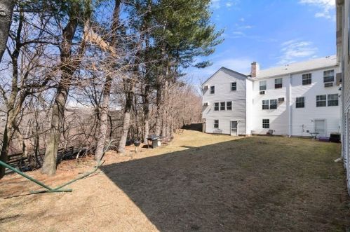 11 Rustic St, Newton, MA 02458-1024