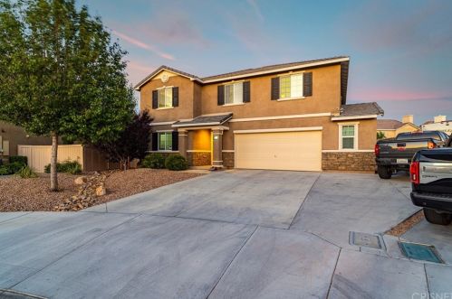 43240 Melody Ln, Lancaster, CA 93535-4822