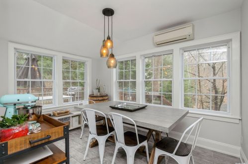 18 Washington Pl, Northport NY  11768-2936 exterior